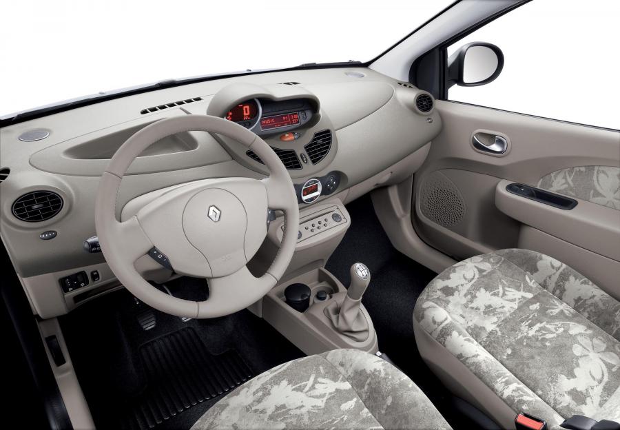  Renault Twingo 2007 года  (фото 16 из 91)